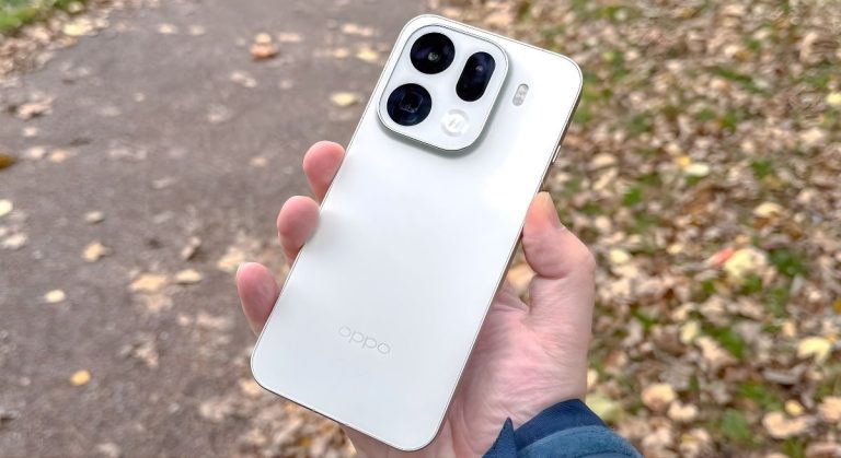 Oppo Find X9 Ultra First Look: 7300mAh Battery & Snapdragon 8 Elite Gen 5